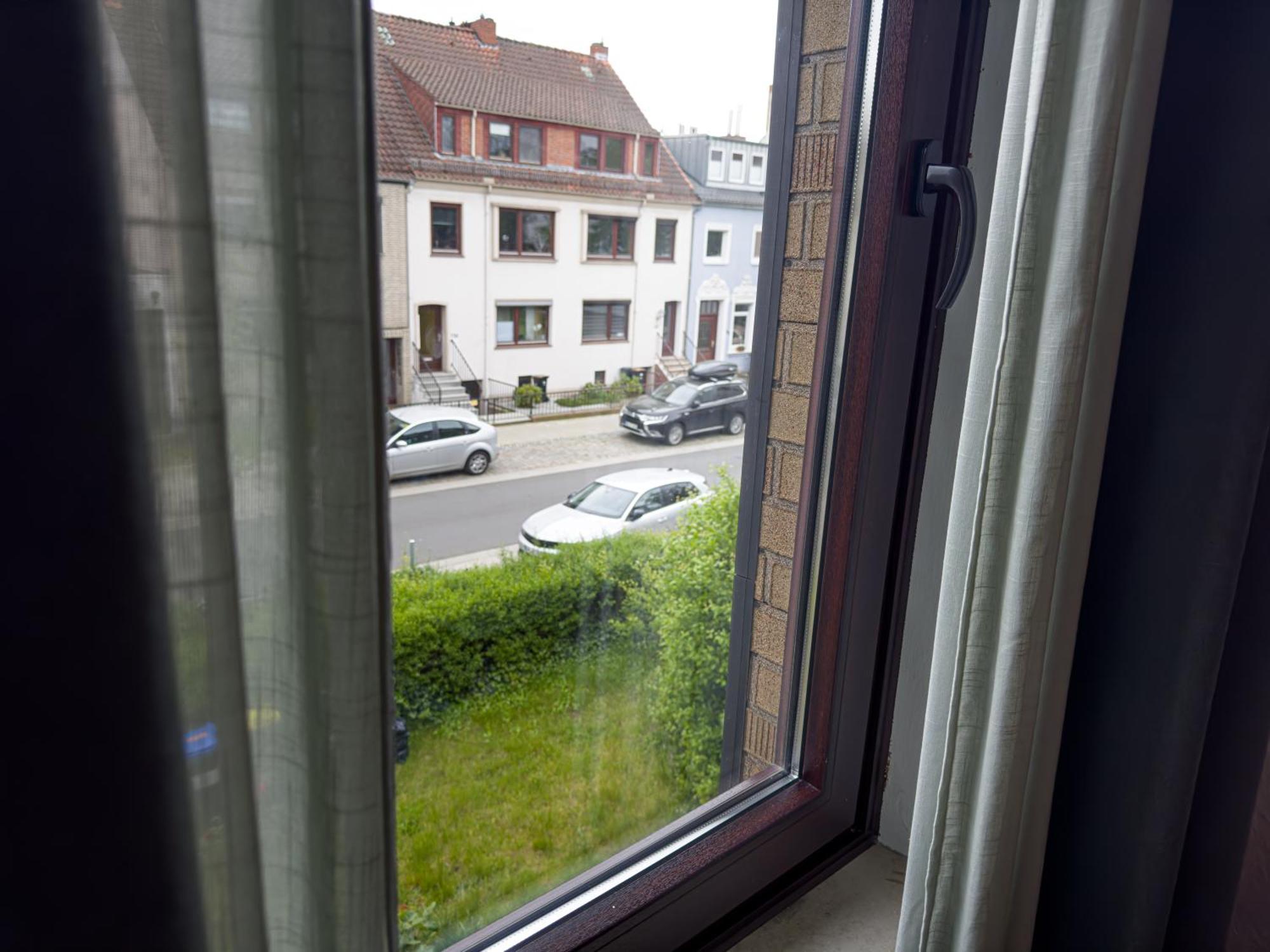 Immostay #8 - Haus Fuer 13 Personen Mit 7 Zimmer - Grosser Garten & Grill, Free Parking, Wlan BRE Buitenkant foto