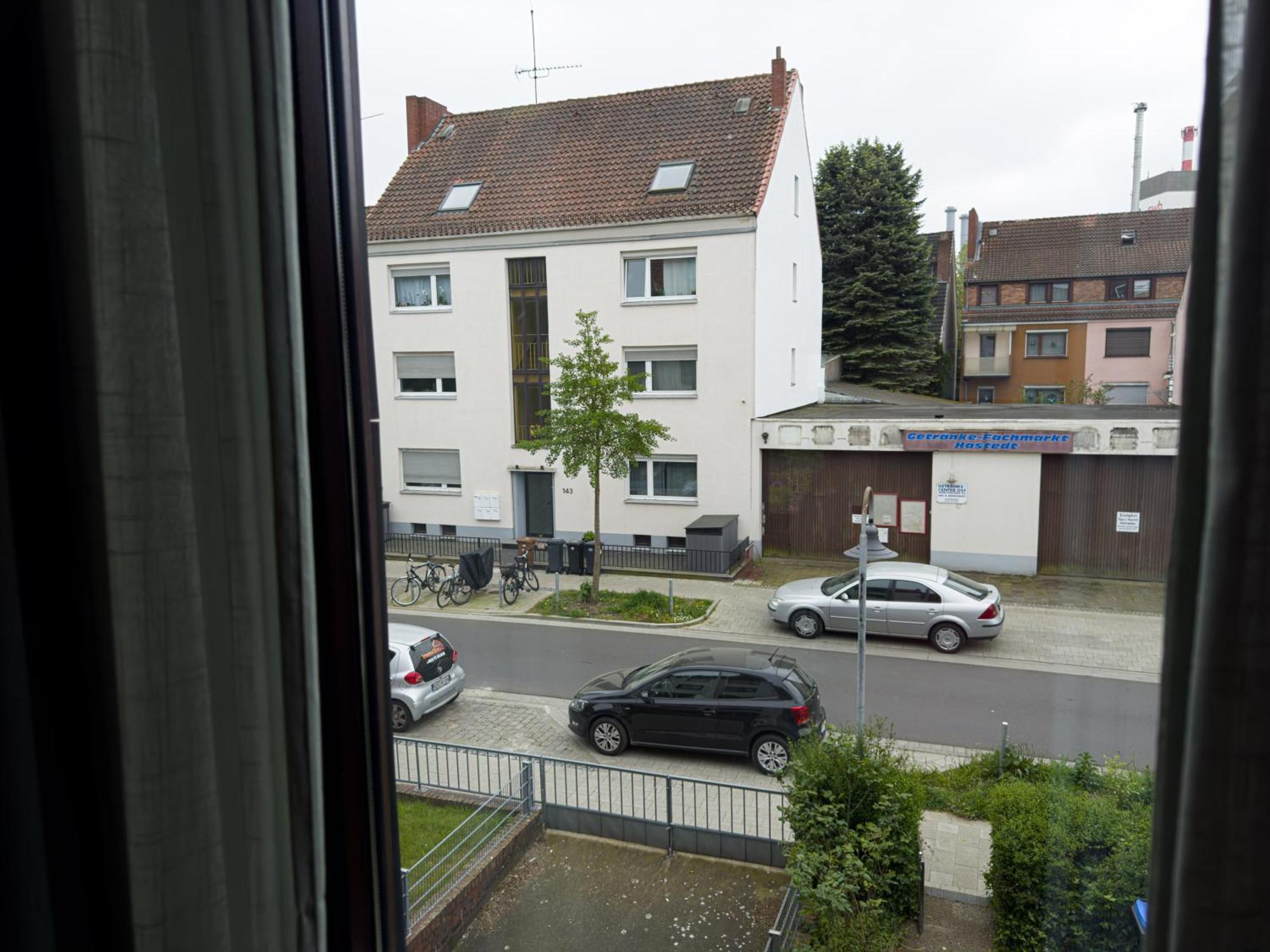 Immostay #8 - Haus Fuer 13 Personen Mit 7 Zimmer - Grosser Garten & Grill, Free Parking, Wlan BRE Buitenkant foto