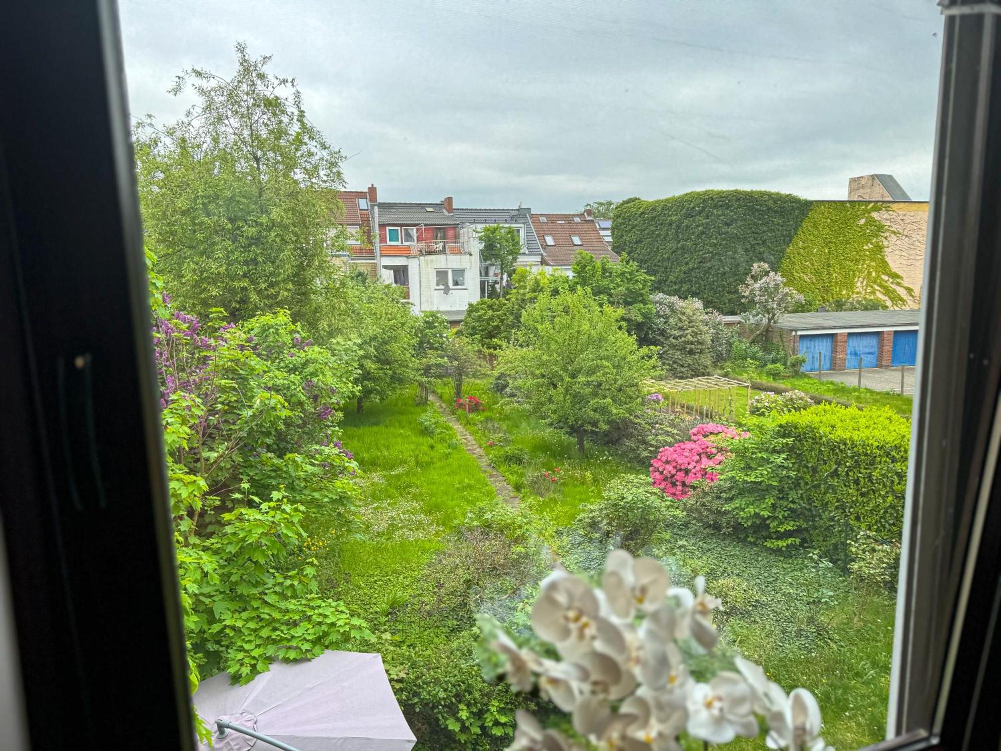 Immostay #8 - Haus Fuer 13 Personen Mit 7 Zimmer - Grosser Garten & Grill, Free Parking, Wlan BRE Buitenkant foto